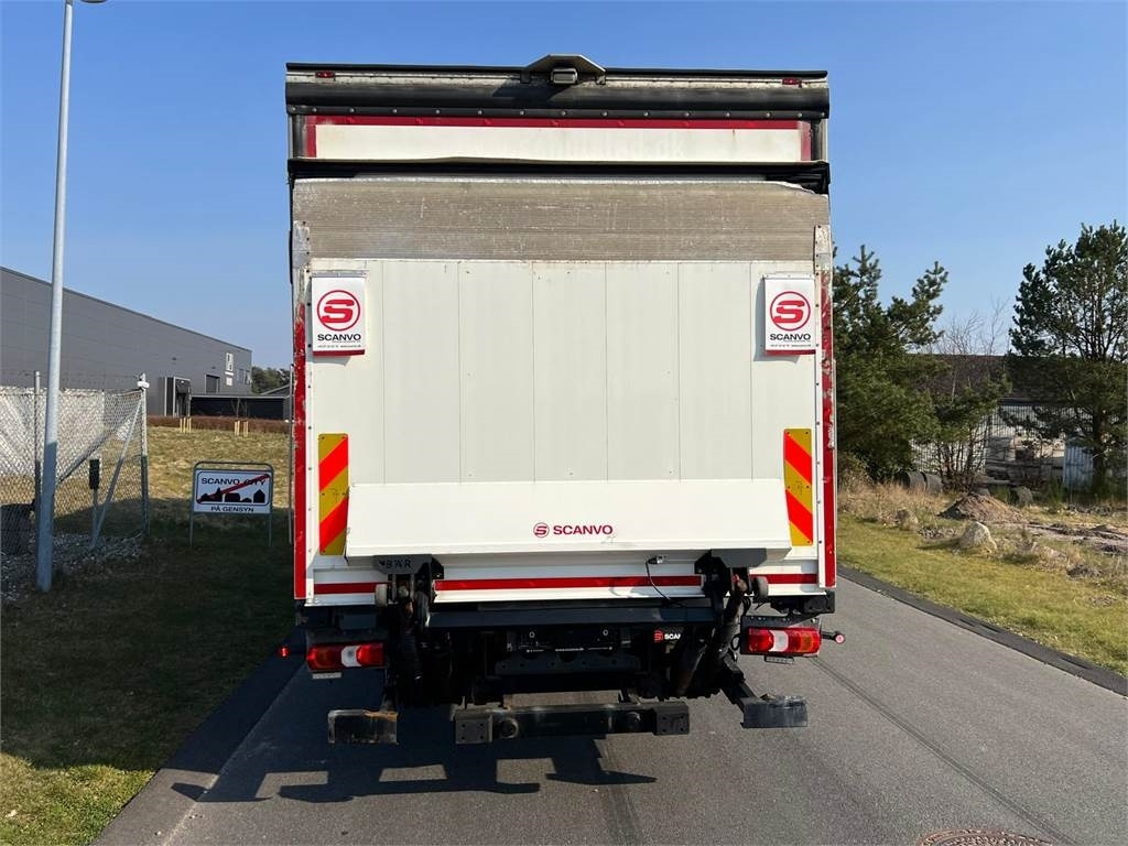 Mercedes-Benz Antos 2533 L - Box truck: picture 4 Mercedes-Benz Antos 2533 L - Box truck: picture 4