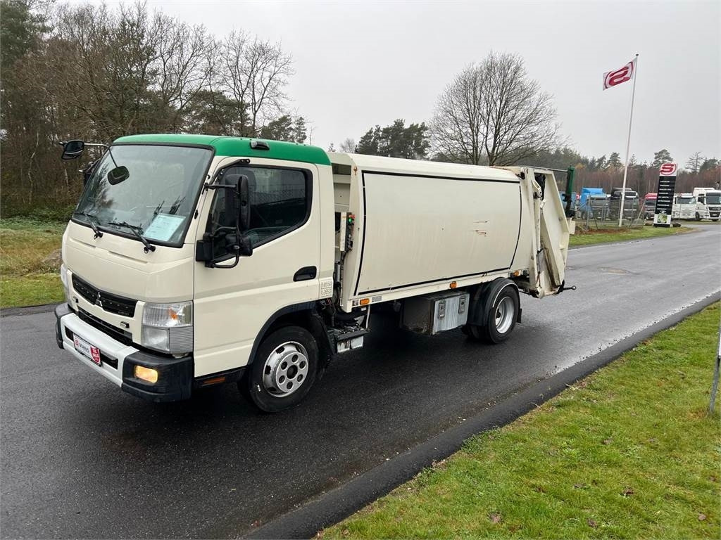 Mitsubishi Fuso CANTER 9C18 - Garbage truck: picture 1 Mitsubishi Fuso CANTER 9C18 - Garbage truck: picture 1