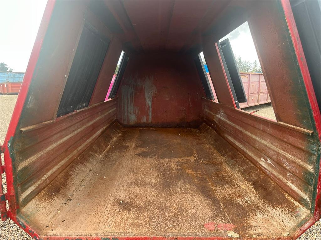 SL4012 - 4000 mm ca.12m3  - Garbage truck body: picture 4 SL4012 - 4000 mm ca.12m3  - Garbage truck body: picture 4