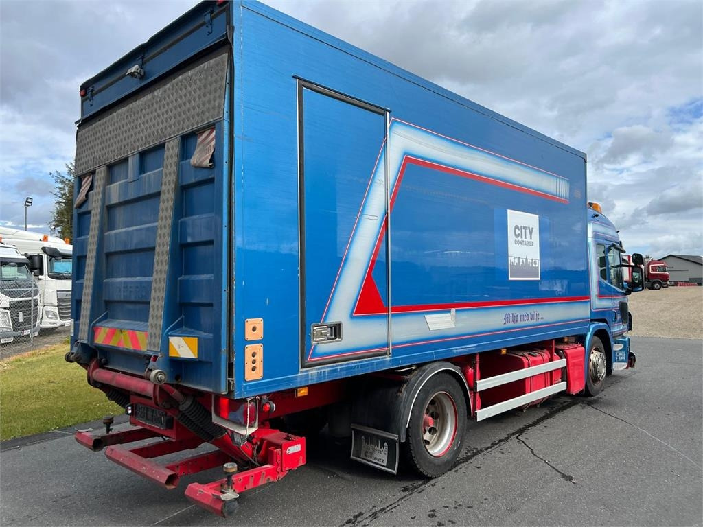 Scania P320 DB 4x2 MLB - low entry - Box truck: picture 2 Scania P320 DB 4x2 MLB - low entry - Box truck: picture 2