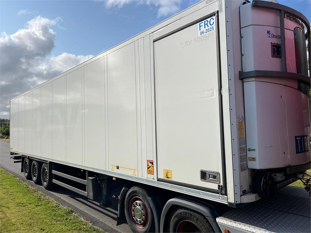 Schmitz SCB*S3B Dobbelt compartment - Refrigerator semi-trailer: picture 5 Schmitz SCB*S3B Dobbelt compartment - Refrigerator semi-trailer: picture 5