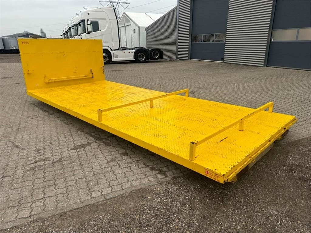 Flatbed body Skibby Jensen Smedie 6000 mm + Holdere til stillad: picture 8