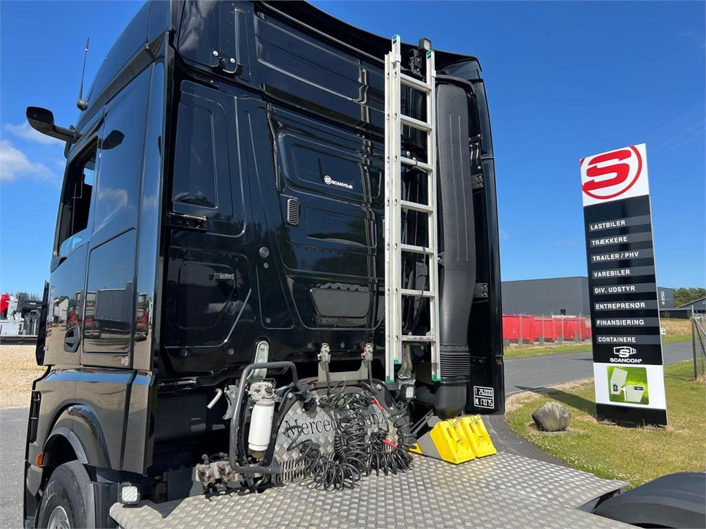 Mercedes-Benz Actros 2545 LS - Tractor unit: picture 4 Mercedes-Benz Actros 2545 LS - Tractor unit: picture 4