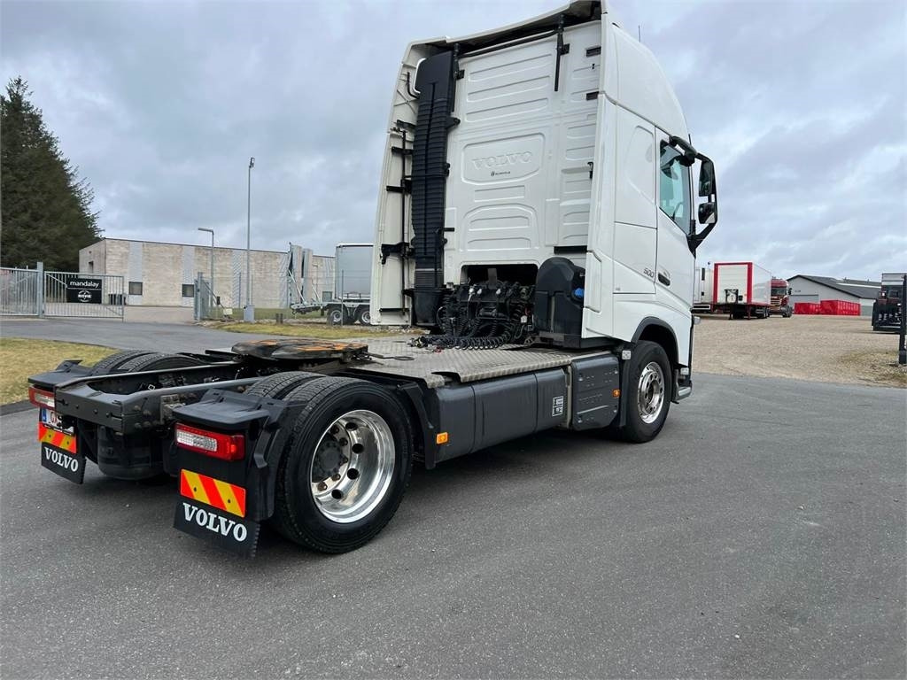 Volvo FH500 4x2 x-low mega - Tractor unit: picture 4 Volvo FH500 4x2 x-low mega - Tractor unit: picture 4