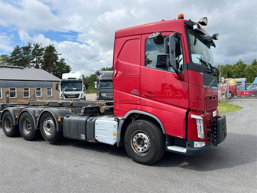 Volvo FH500 8x4 Tridempucher - Skip loader truck: picture 2 Volvo FH500 8x4 Tridempucher - Skip loader truck: picture 2
