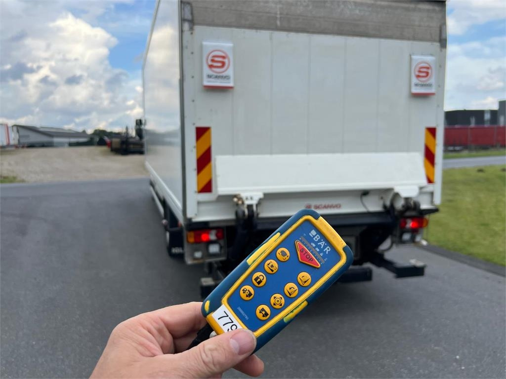 Volvo FL 250 16 ton  - Refrigerator truck: picture 4 Volvo FL 250 16 ton  - Refrigerator truck: picture 4