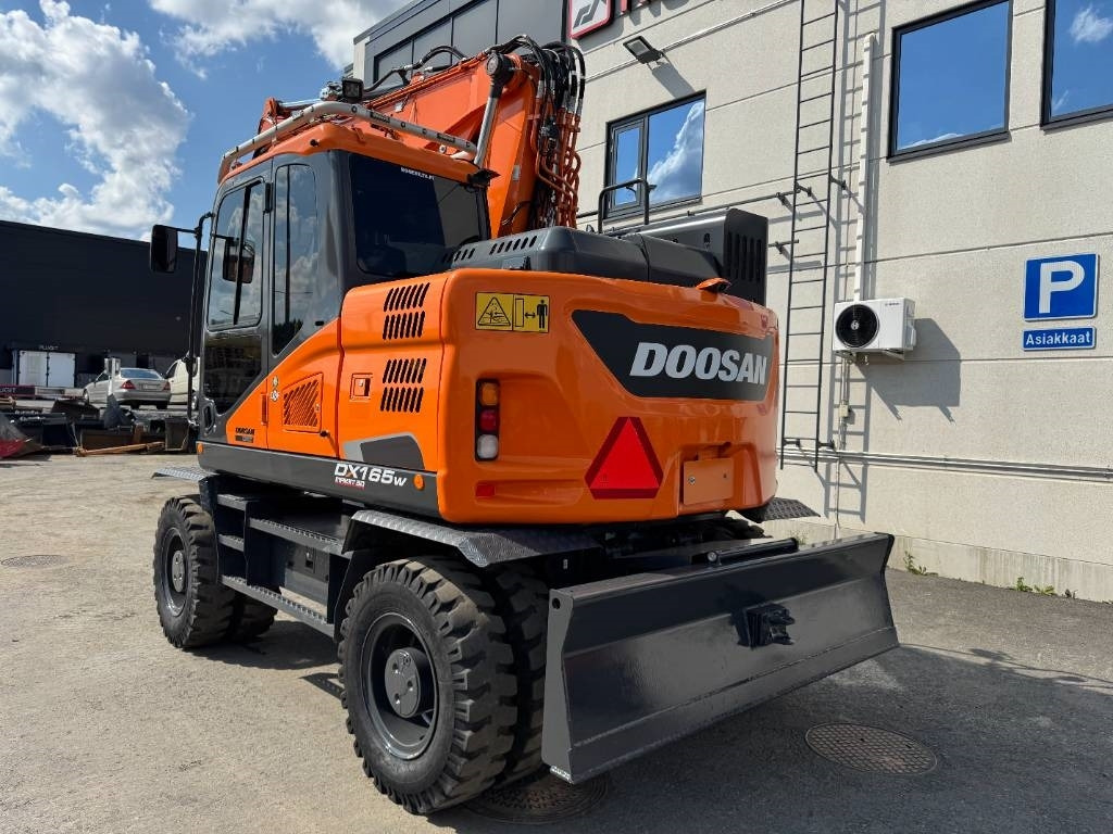 Doosan DX165W-5 PYÖRITTÄJÄLLÄ - Wheel excavator: picture 3 Doosan DX165W-5 PYÖRITTÄJÄLLÄ - Wheel excavator: picture 3