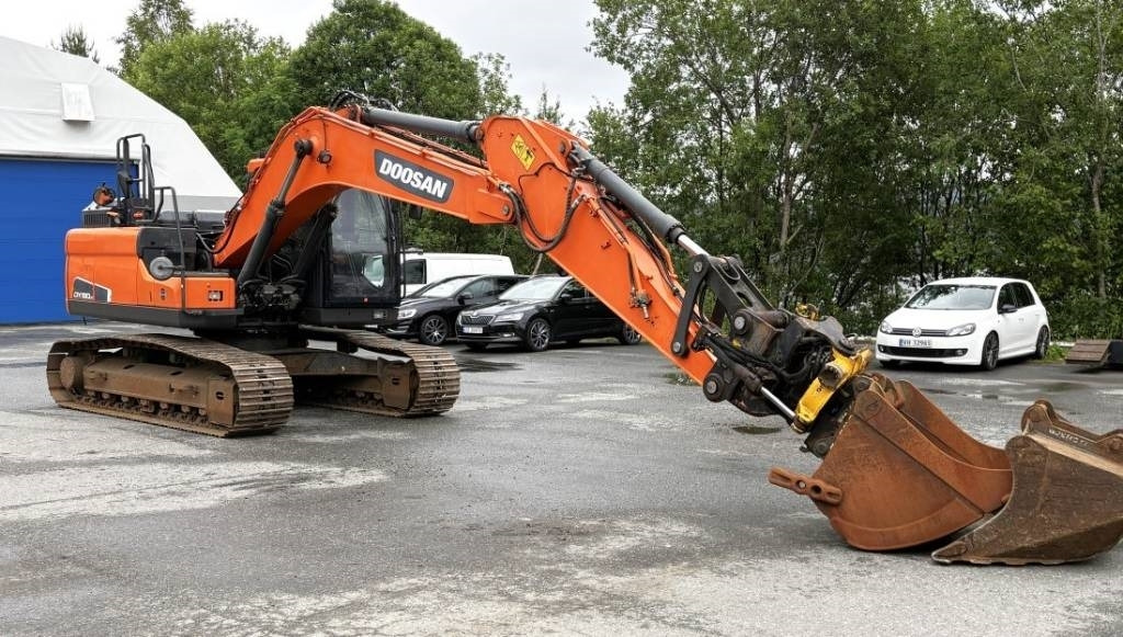 Doosan DX180LC-5 - Crawler excavator: picture 2 Doosan DX180LC-5 - Crawler excavator: picture 2