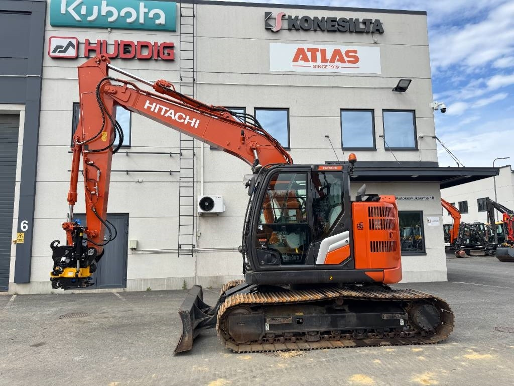 Hitachi ZX 135 USBL-7 - Crawler excavator: picture 1 Hitachi ZX 135 USBL-7 - Crawler excavator: picture 1