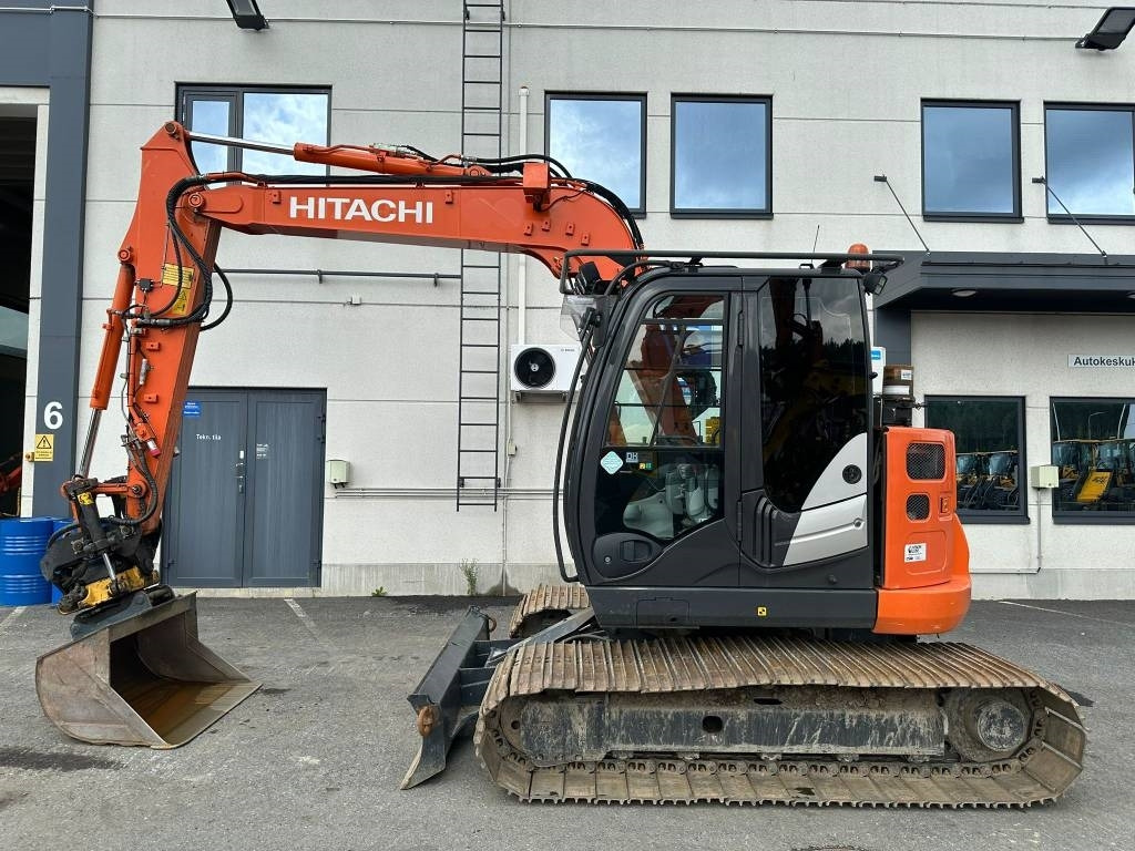 Hitachi ZX85US-5 800mm telat 6kpl työlaitteet mukaan - Mini excavator: picture 1 Hitachi ZX85US-5 800mm telat 6kpl työlaitteet mukaan - Mini excavator: picture 1