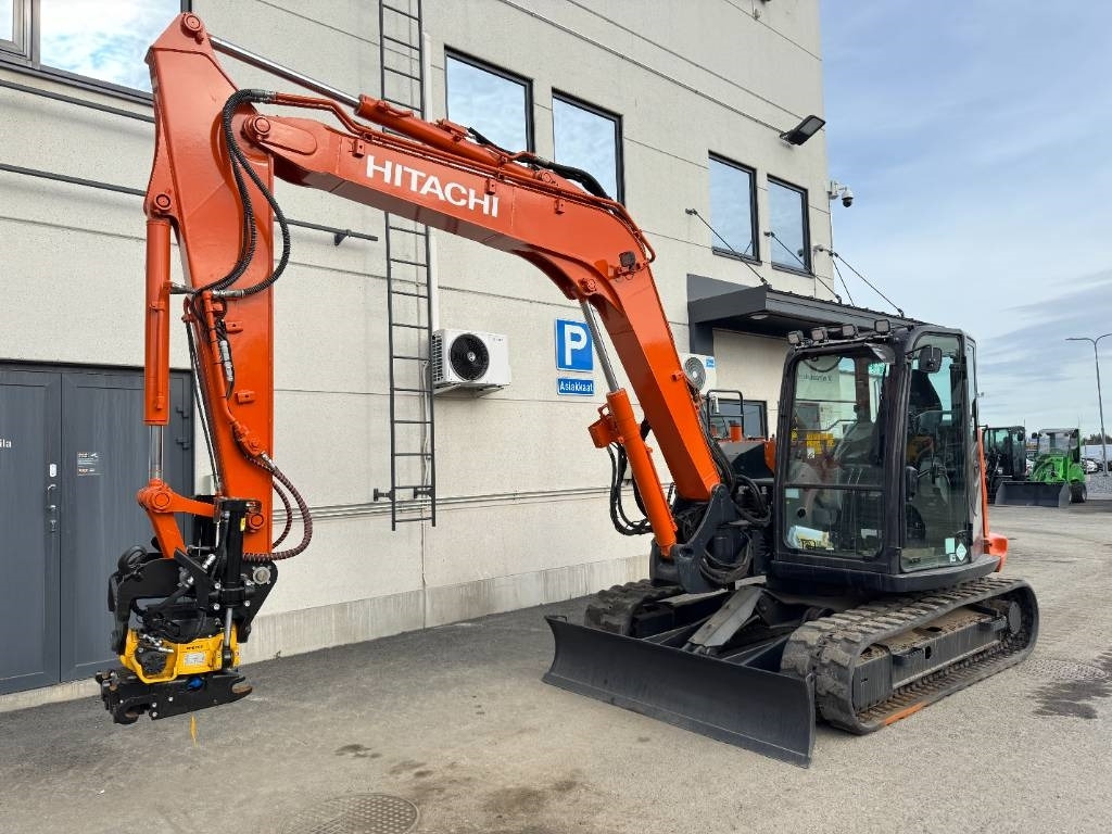 Hitachi ZX85USB-6, Uudella engcon EC209 tiltillä  - Mini excavator: picture 2 Hitachi ZX85USB-6, Uudella engcon EC209 tiltillä  - Mini excavator: picture 2