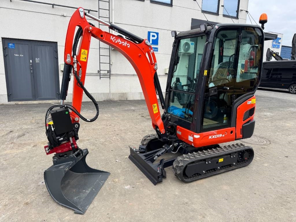 Kubota KX 019-4  - Mini excavator: picture 2 Kubota KX 019-4  - Mini excavator: picture 2