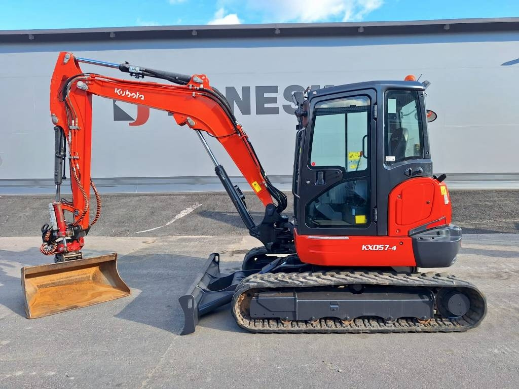 Kubota KX057-4 RASVARILLA  - Mini excavator: picture 1 Kubota KX057-4 RASVARILLA  - Mini excavator: picture 1