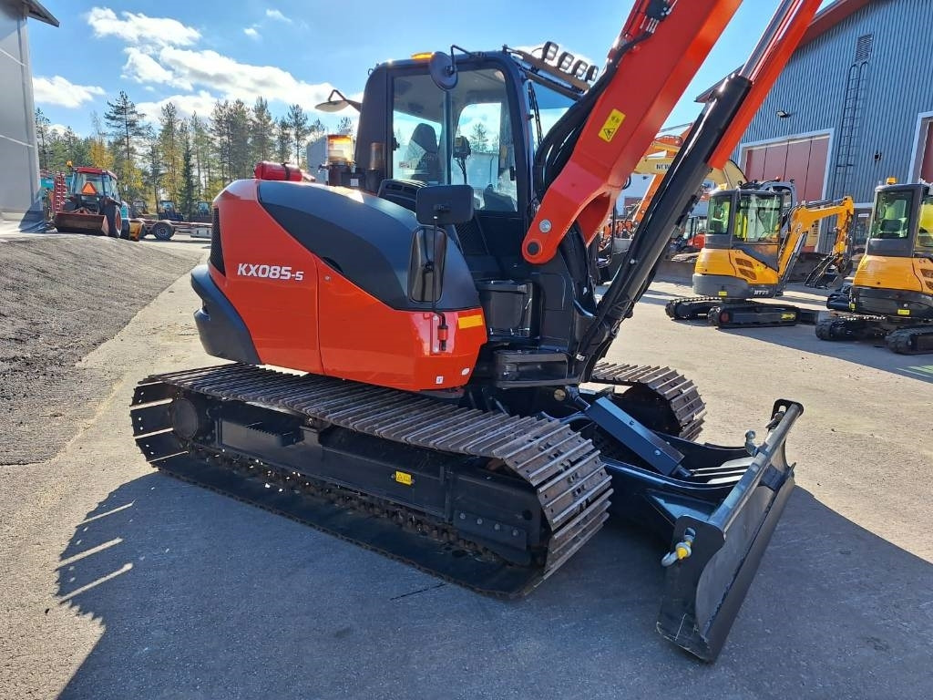 Kubota KX085-5 PYÖRITTÄJÄLLÄ, PIENET TUNNIT  - Mini excavator: picture 5 Kubota KX085-5 PYÖRITTÄJÄLLÄ, PIENET TUNNIT  - Mini excavator: picture 5