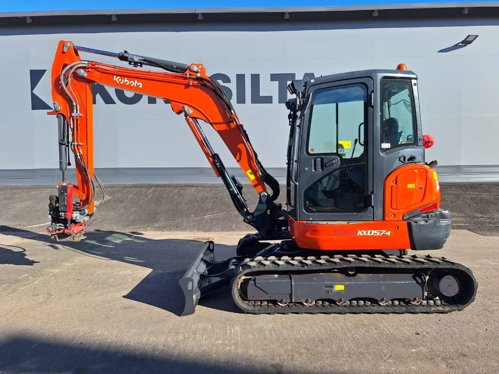 Kubota MYYTY!!SOLD!! KX057-4 PYÖRITTÄJÄLLÄ, 1-OMISTAJA  - Mini excavator: picture 1 Kubota MYYTY!!SOLD!! KX057-4 PYÖRITTÄJÄLLÄ, 1-OMISTAJA  - Mini excavator: picture 1