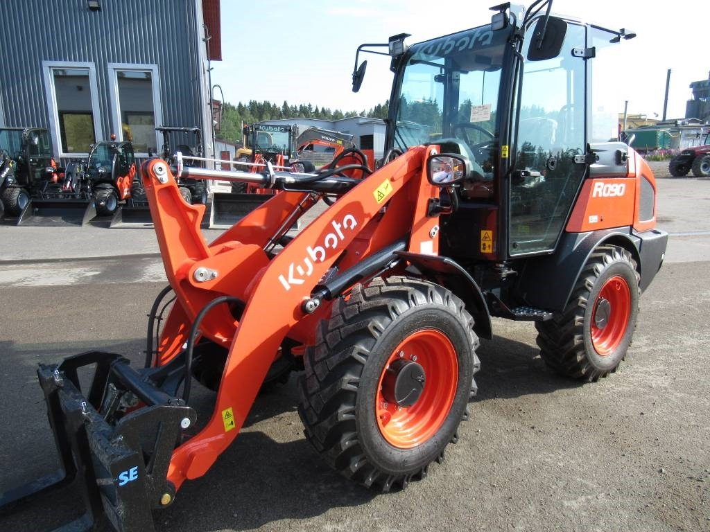 New Wheel loader Kubota R090W UUTUUSMALLI: picture 8