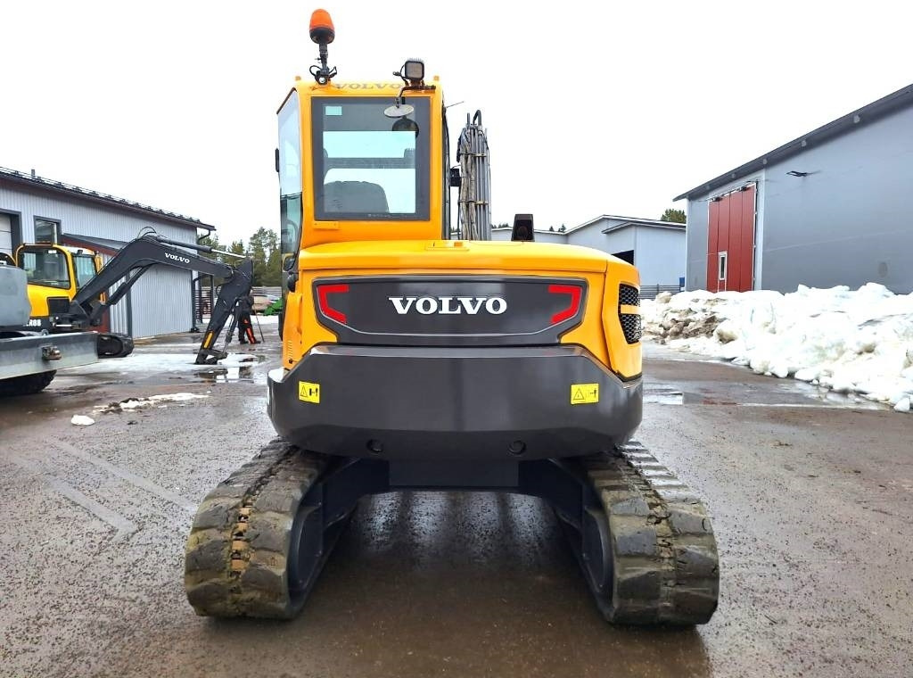 Volvo ECR88D - Mini excavator: picture 3 Volvo ECR88D - Mini excavator: picture 3