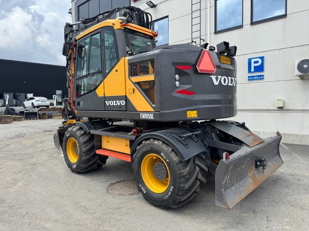 Volvo EWR150E ENGCON+PIHDIT  - Wheel excavator: picture 3 Volvo EWR150E ENGCON+PIHDIT  - Wheel excavator: picture 3