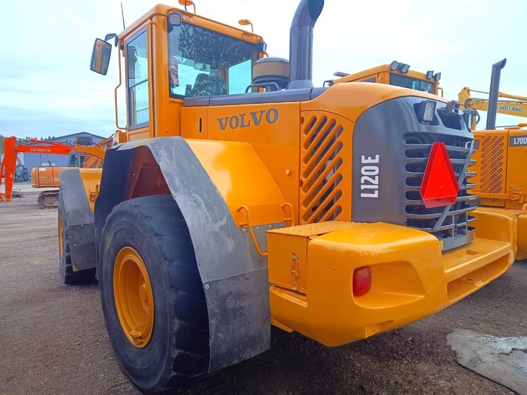 Volvo L120E RASVARILLA  - Wheel loader: picture 2 Volvo L120E RASVARILLA  - Wheel loader: picture 2
