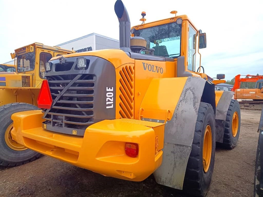 Volvo L120E RASVARILLA  - Wheel loader: picture 3 Volvo L120E RASVARILLA  - Wheel loader: picture 3