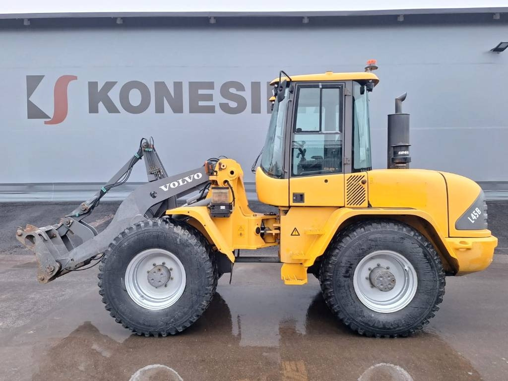 Volvo L45B TPS RASVARI, YM. - Wheel loader: picture 1 Volvo L45B TPS RASVARI, YM. - Wheel loader: picture 1