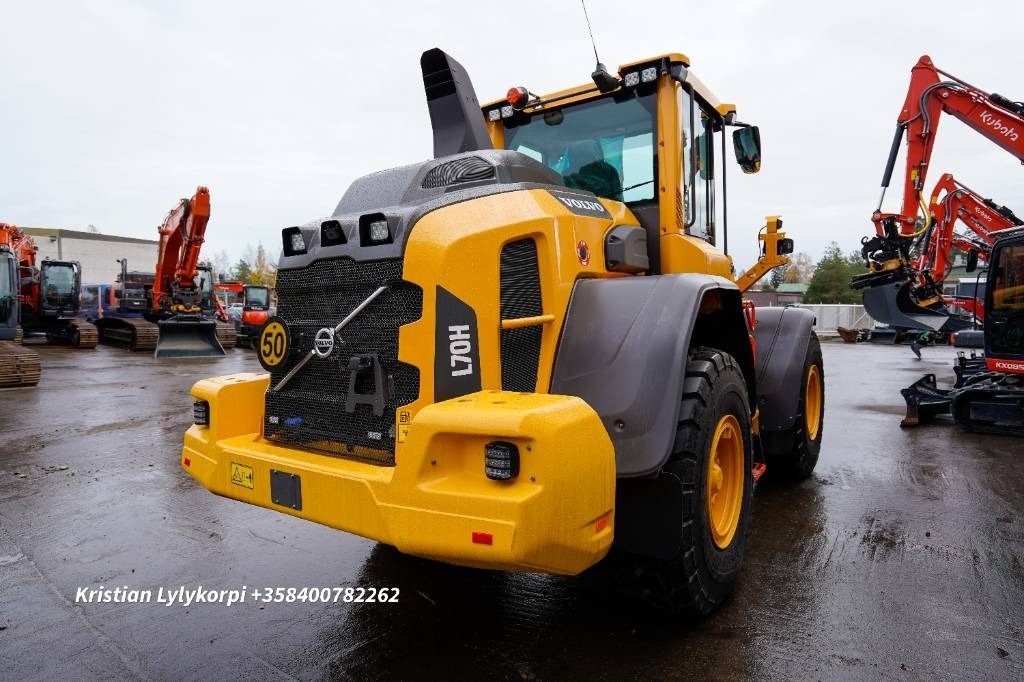 Volvo L70H2  - Wheel loader: picture 5 Volvo L70H2  - Wheel loader: picture 5