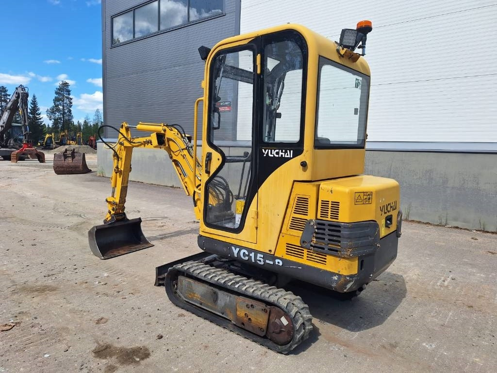 Yuchai YC15-8 PIKALIITIN+KAUHA - Mini excavator: picture 2 Yuchai YC15-8 PIKALIITIN+KAUHA - Mini excavator: picture 2