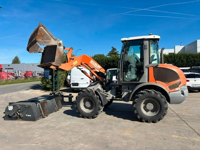 Atlas 75e S. Schaufel, Gabel, Bürste. - Wheel loader: picture 2 Atlas 75e S. Schaufel, Gabel, Bürste. - Wheel loader: picture 2