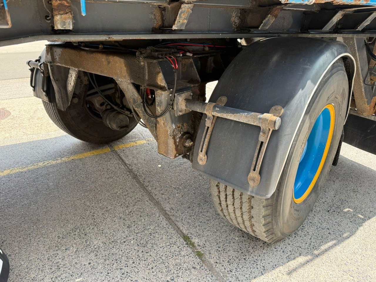 Dropside/ Flatbed semi-trailer Vogelzang. Kran HIAB R165 roto. TUV 10/2025: picture 11