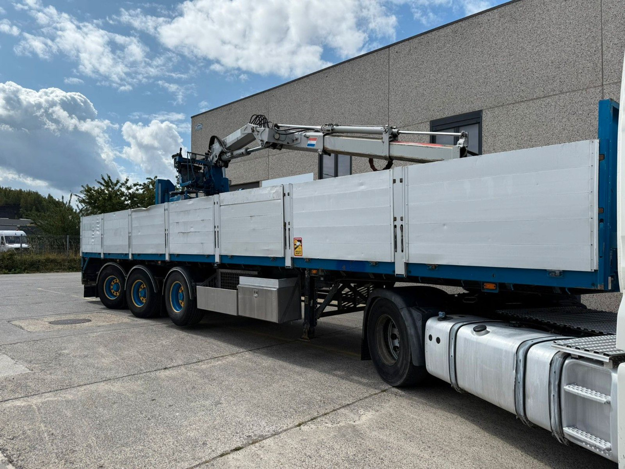 Dropside/ Flatbed semi-trailer Vogelzang. Kran HIAB R165 roto. TUV 10/2025: picture 8
