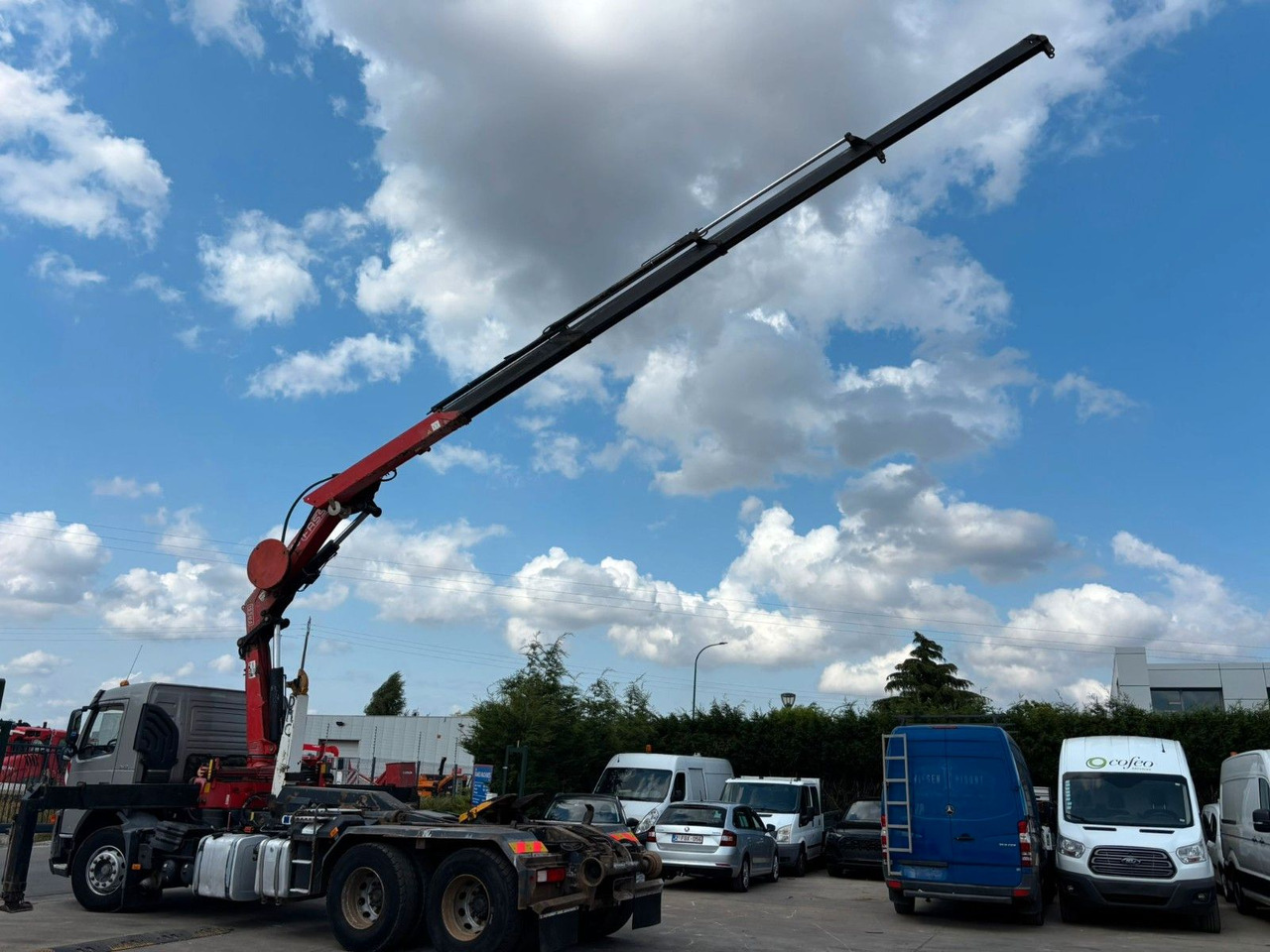 Volvo 6x4. Fassi F195A. Abroll. Funk. Tempomat. - Hook lift truck, Crane truck: picture 1 Volvo 6x4. Fassi F195A. Abroll. Funk. Tempomat. - Hook lift truck, Crane truck: picture 1