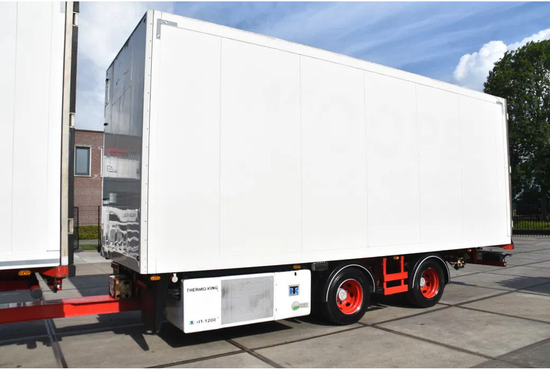 Schmitz Cargobull ZKO 20 + THERMO KING UT-1200 - SAF AXLES - DISC BRAKES - GOOD CONDITION - - Refrigerator trailer: picture 1 Schmitz Cargobull ZKO 20 + THERMO KING UT-1200 - SAF AXLES - DISC BRAKES - GOOD CONDITION - - Refrigerator trailer: picture 1
