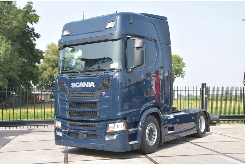 Scania S450 NGS 4x2NB - FULL AIR - RETARDER - ACC - PARK. AIRCO - 2 x FUEL TANKS - TOP CONDITION - - Tractor unit: picture 2 Scania S450 NGS 4x2NB - FULL AIR - RETARDER - ACC - PARK. AIRCO - 2 x FUEL TANKS - TOP CONDITION - - Tractor unit: picture 2
