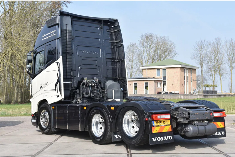 Volvo FH 16.750 Globetrotter XL 6x2 - RETARDER - FULL AIR - PARK. AIRCO - DYNAMIC STEERING - SLIDING FIFTH WHEEL - ALCOA'S - TOP CONDI - Tractor unit: picture 3 Volvo FH 16.750 Globetrotter XL 6x2 - RETARDER - FULL AIR - PARK. AIRCO - DYNAMIC STEERING - SLIDING FIFTH WHEEL - ALCOA'S - TOP CONDI - Tractor unit: picture 3