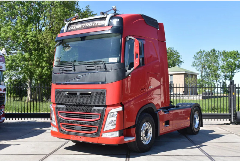 Volvo FH 460 Globe 4x2 - RETARDER- HYDRAULIC SYSTEM - 718 TKM - AIRCO - DIFF. LOCK - PTO - GOOD CONDITION - - Tractor unit: picture 2 Volvo FH 460 Globe 4x2 - RETARDER- HYDRAULIC SYSTEM - 718 TKM - AIRCO - DIFF. LOCK - PTO - GOOD CONDITION - - Tractor unit: picture 2