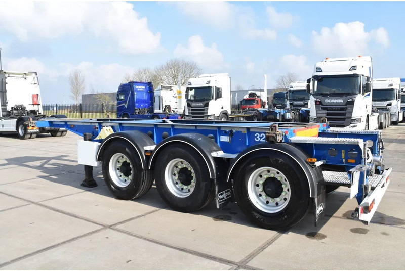 Van Hool A3C002 - ADR FL - 20 FT SWAP - LIFT AXLE - BPW AXLES - DISC BRAKES - 3180 KG EMPTY WEIGHT ! - Container transporter/ Swap body semi-trailer: picture 4 Van Hool A3C002 - ADR FL - 20 FT SWAP - LIFT AXLE - BPW AXLES - DISC BRAKES - 3180 KG EMPTY WEIGHT ! - Container transporter/ Swap body semi-trailer: picture 4