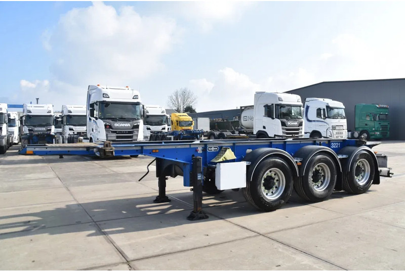 Van Hool A3C002 - ADR FL - 20 FT SWAP - LIFT AXLE - BPW AXLES - DISC BRAKES - 3180 KG EMPTY WEIGHT ! - Container transporter/ Swap body semi-trailer: picture 5 Van Hool A3C002 - ADR FL - 20 FT SWAP - LIFT AXLE - BPW AXLES - DISC BRAKES - 3180 KG EMPTY WEIGHT ! - Container transporter/ Swap body semi-trailer: picture 5
