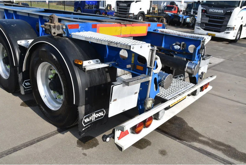 Van Hool A3C002 - ADR FL - 20 FT SWAP - LIFT AXLE - BPW AXLES - DISC BRAKES - 3180 KG EMPTY WEIGHT ! - Container transporter/ Swap body semi-trailer: picture 3 Van Hool A3C002 - ADR FL - 20 FT SWAP - LIFT AXLE - BPW AXLES - DISC BRAKES - 3180 KG EMPTY WEIGHT ! - Container transporter/ Swap body semi-trailer: picture 3