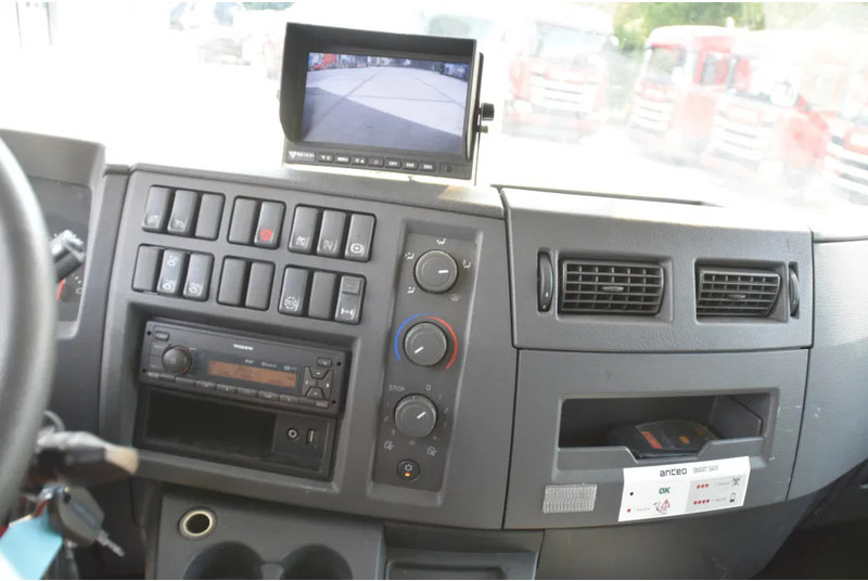 Box truck Volvo FL 280 4x2 + BOX - 163 TKM - AIRCO - DOUBLE CARGOFLOOR - ELEVATOR - REMOTE CONTROL - CAMERA -: picture 7