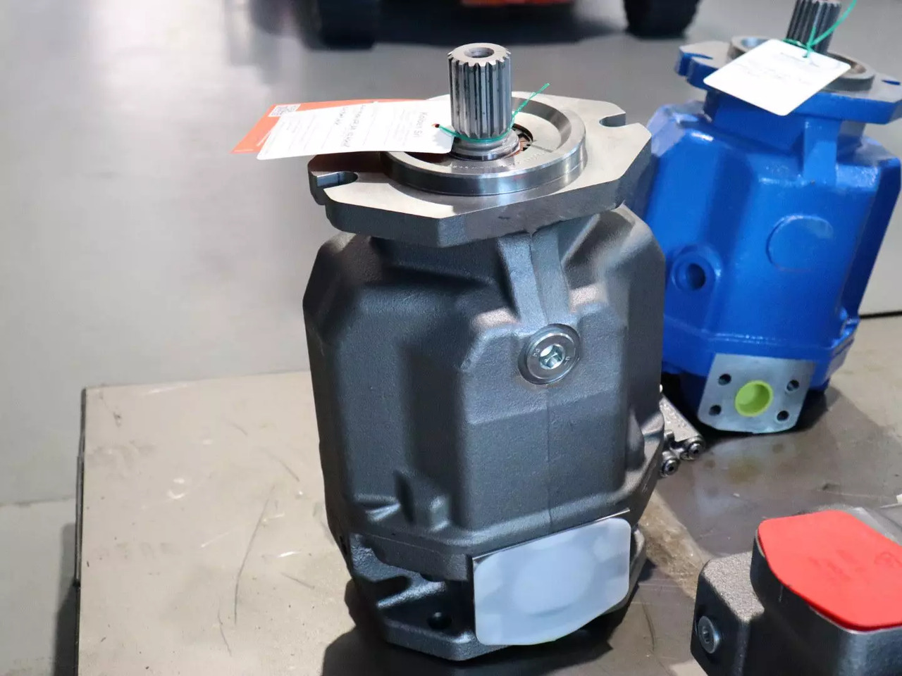 REXROTH A10VO100DFR/31R-VSC62K68 - Hydraulic pump for Construction machinery: picture 2 REXROTH A10VO100DFR/31R-VSC62K68 - Hydraulic pump for Construction machinery: picture 2