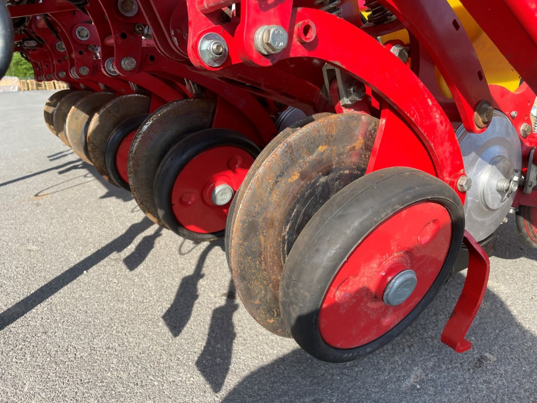 Grimme MATRIX 1200 - Seed drill: picture 4 Grimme MATRIX 1200 - Seed drill: picture 4