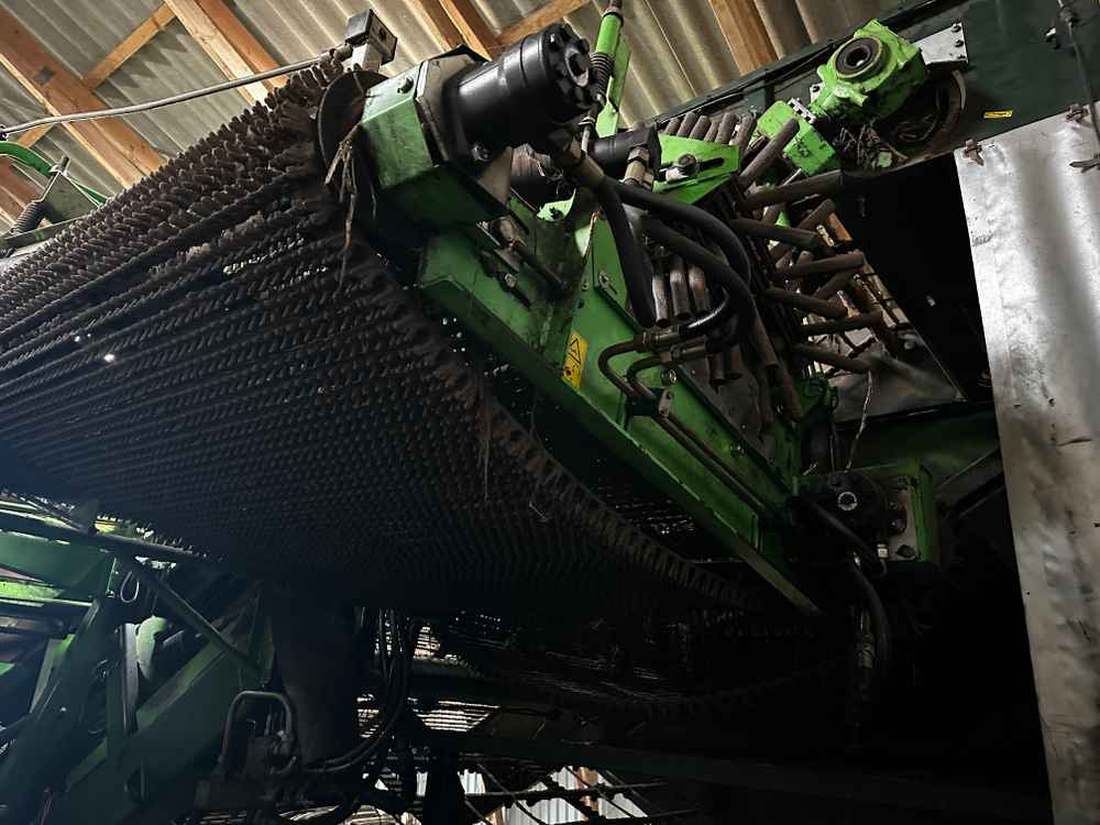 AVR SPIRIT 8200 - Harvester: picture 3 AVR SPIRIT 8200 - Harvester: picture 3