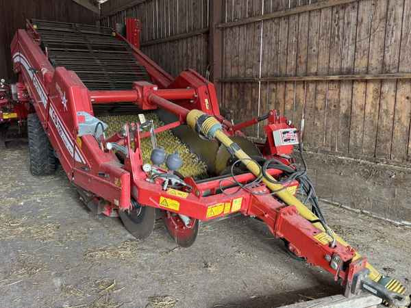 Grimme CS-150 RotaPower - Potato harvester: picture 1 Grimme CS-150 RotaPower - Potato harvester: picture 1