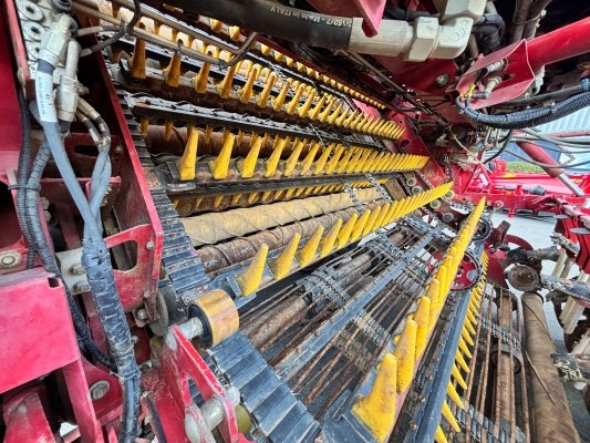 Harvester Grimme MAXTRON II 620: picture 25