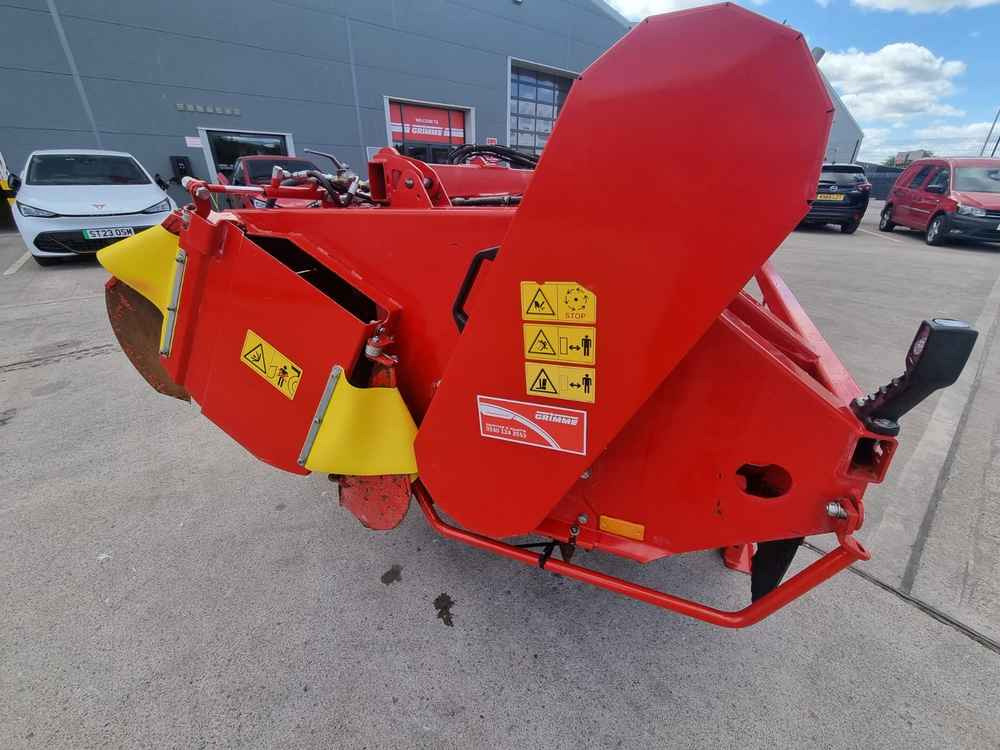 Grimme Grimme, HT 400, Front Mounted, 4 Row, Topper For Self-Propelled - Harvester: picture 2 Grimme Grimme, HT 400, Front Mounted, 4 Row, Topper For Self-Propelled - Harvester: picture 2