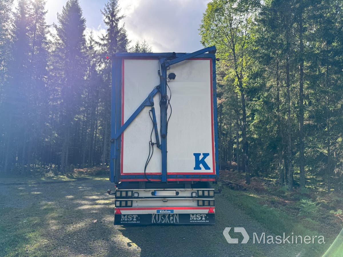 Flisbil Volvo FH16 8X4 med kran & sidtipp - Box truck, Crane truck: picture 5 Flisbil Volvo FH16 8X4 med kran & sidtipp - Box truck, Crane truck: picture 5