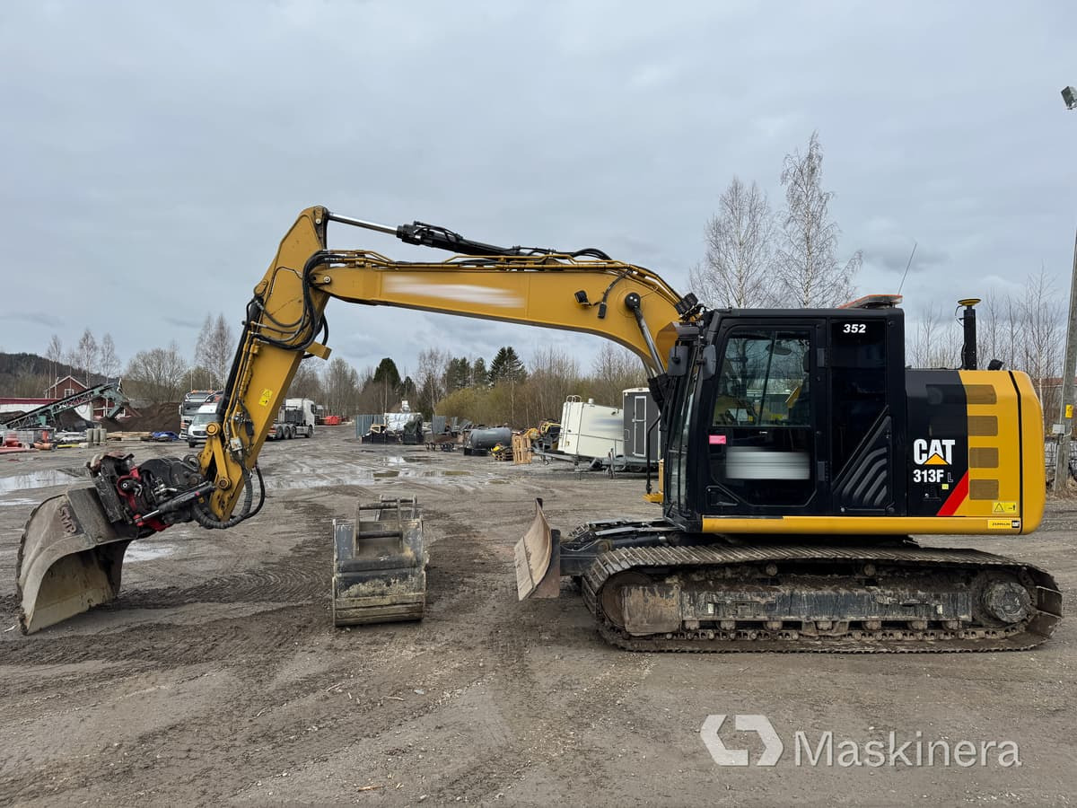 Grävmaskin Cat 313FL med tillbehör - Crawler excavator: picture 2 Grävmaskin Cat 313FL med tillbehör - Crawler excavator: picture 2