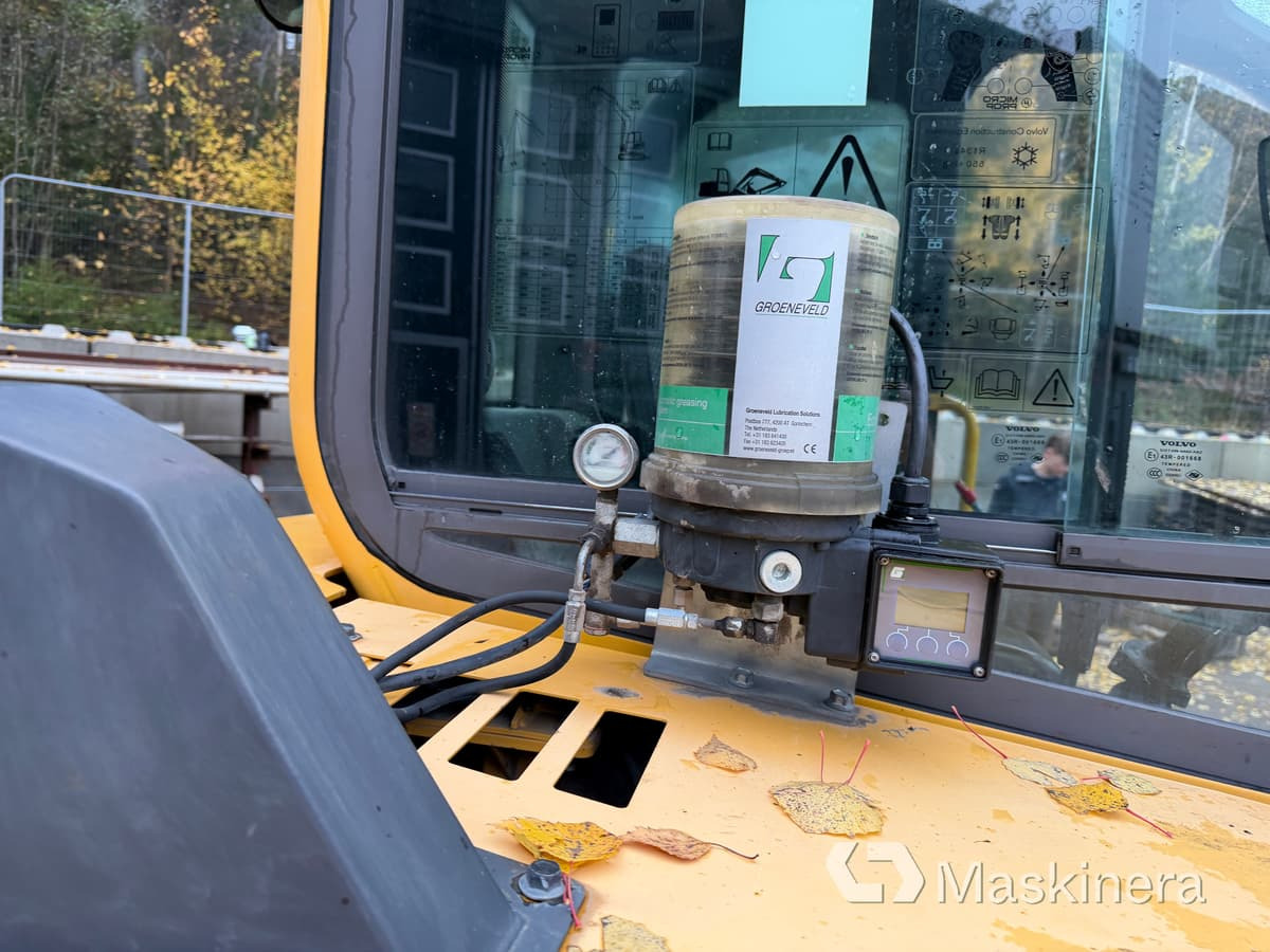 Crawler excavator Grävmaskin Volvo ECR88D med tillbehör: picture 41 Crawler excavator Grävmaskin Volvo ECR88D med tillbehör: picture 41