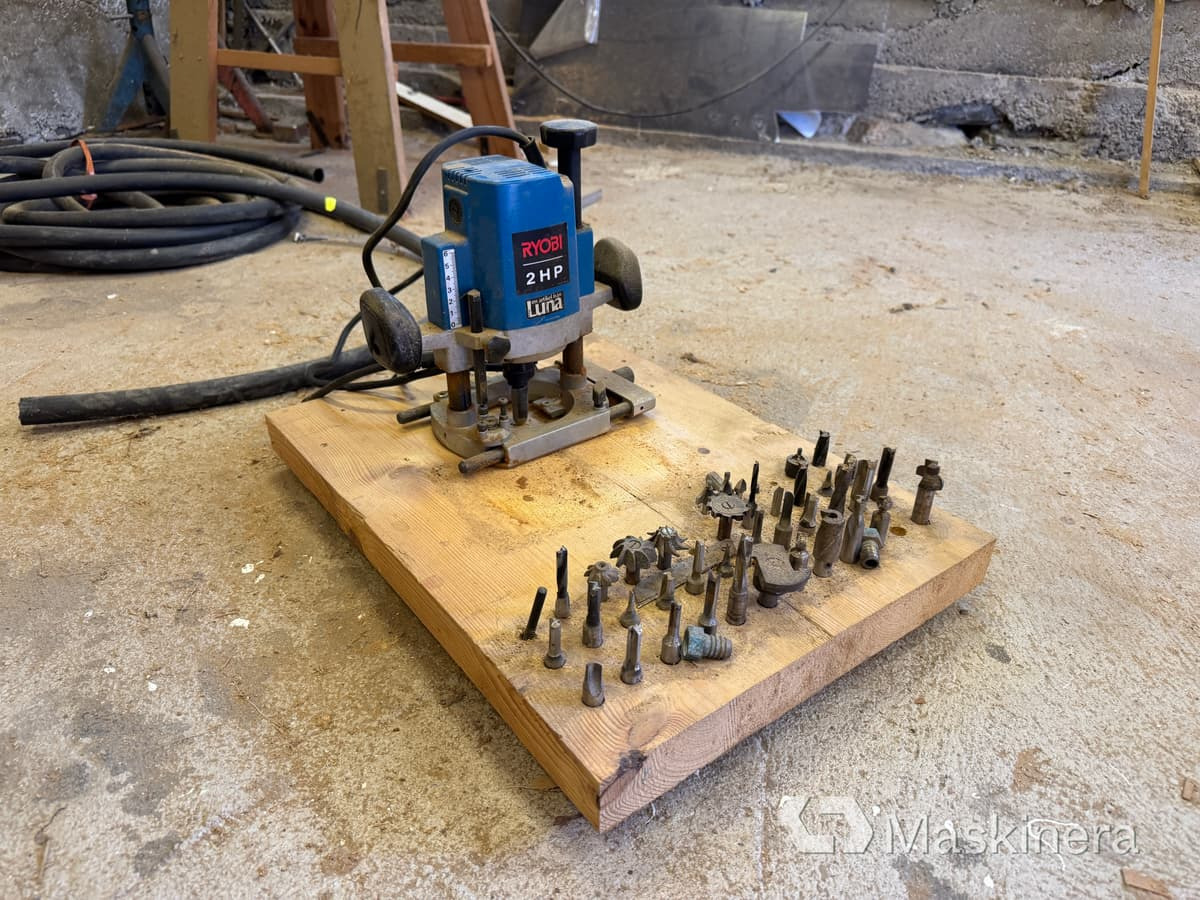 Handöverfräs RYOBI R-500 - Construction equipment: picture 1 Handöverfräs RYOBI R-500 - Construction equipment: picture 1