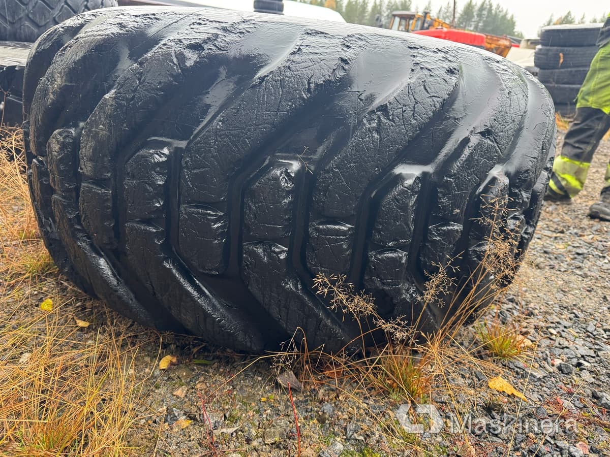Hjul Nokian L-2 600/55-26.5 - Wheel and tire package for Construction machinery: picture 5 Hjul Nokian L-2 600/55-26.5 - Wheel and tire package for Construction machinery: picture 5